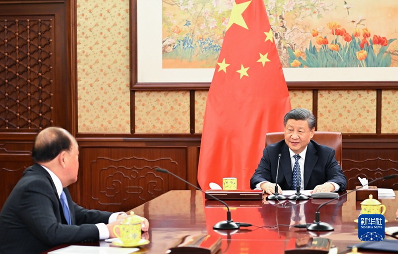 習近平會見賀一誠1正文.jpg