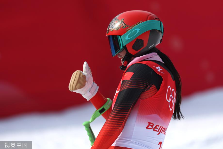 [圖]高山滑雪女子全能 孔凡影順利完賽收穫第15名