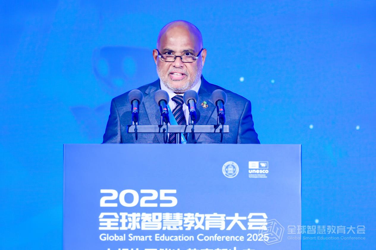 馬爾代夫高等教育、勞動和技能發展部部長Ali Haidar Ahmed