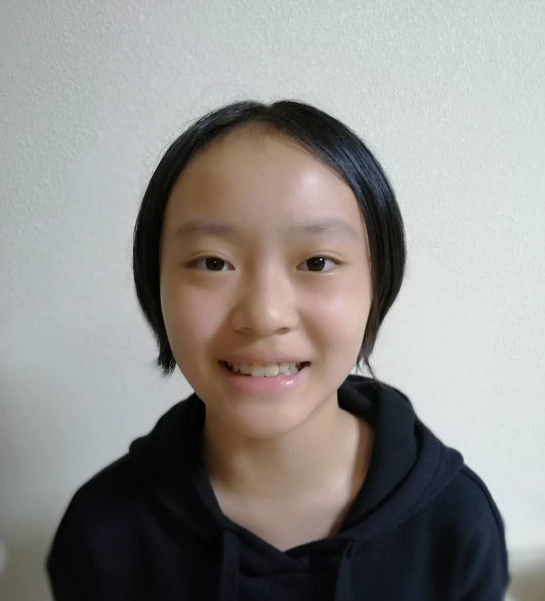 鄧煒婷寸照