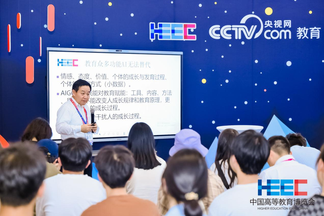 中國教育科學研究院研究員儲朝暉：AIGC對高校專業設置和人才培養有哪些影響？