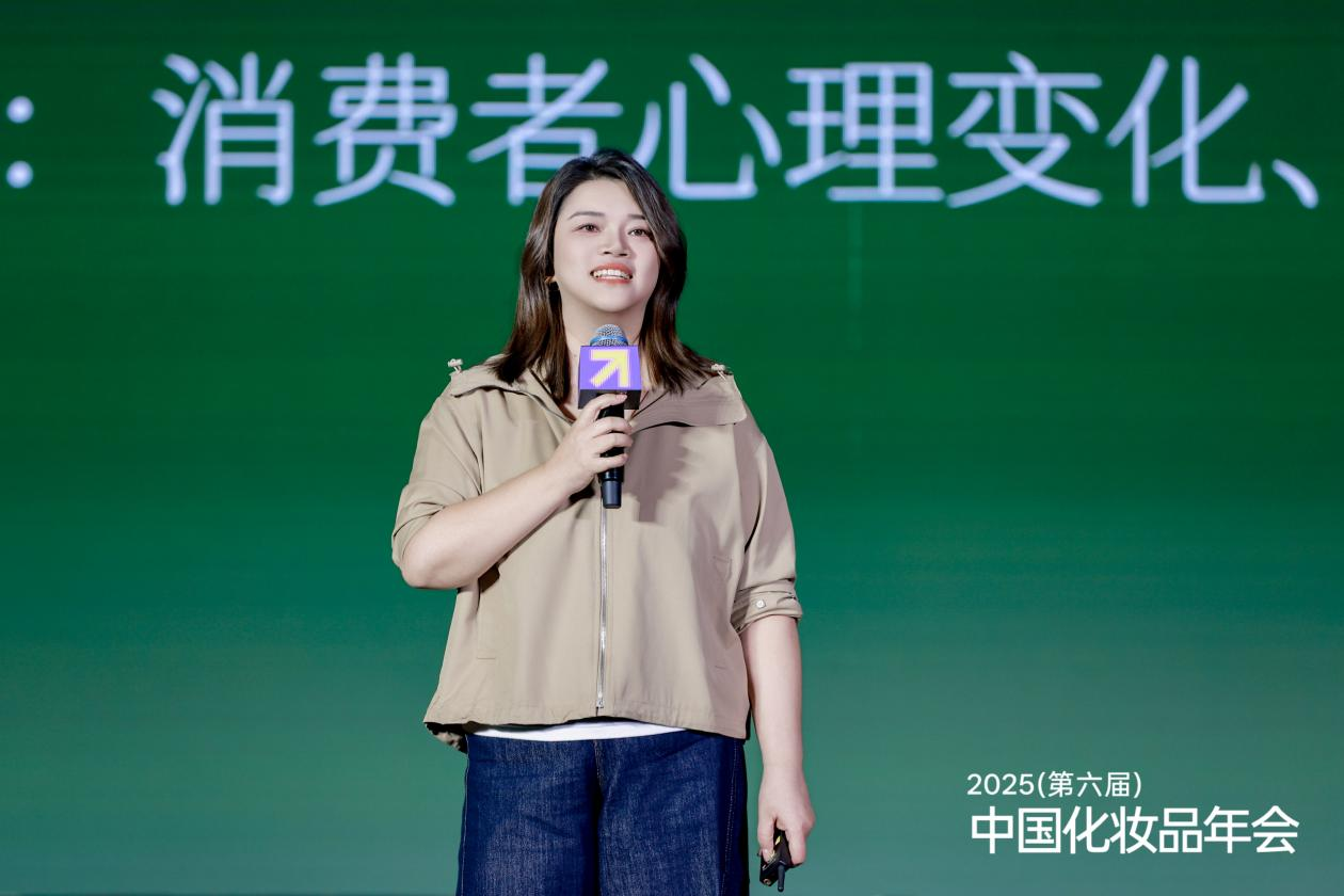 浴見品牌創始人李勵