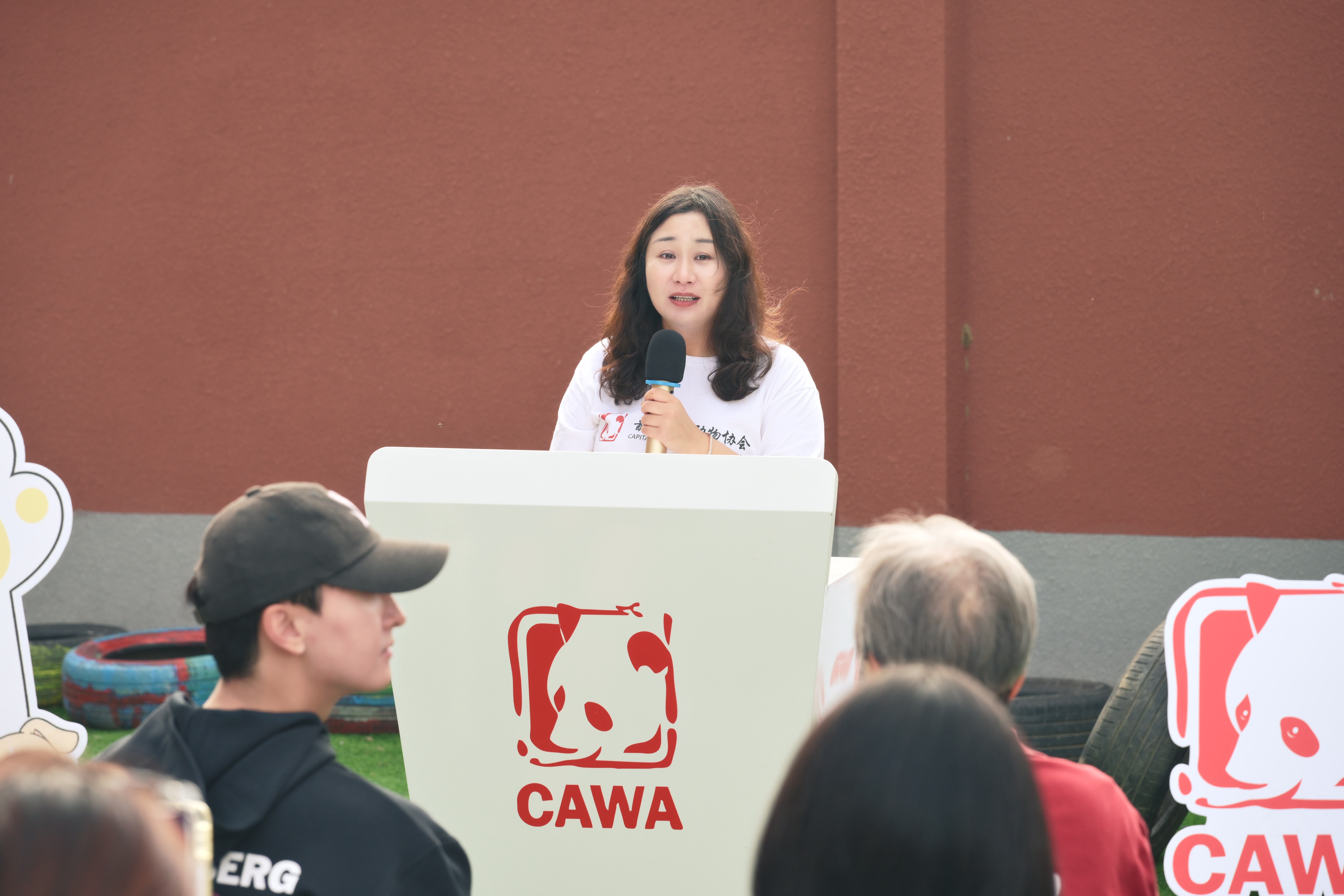 首都愛護動物協會副會長張艷艷發言