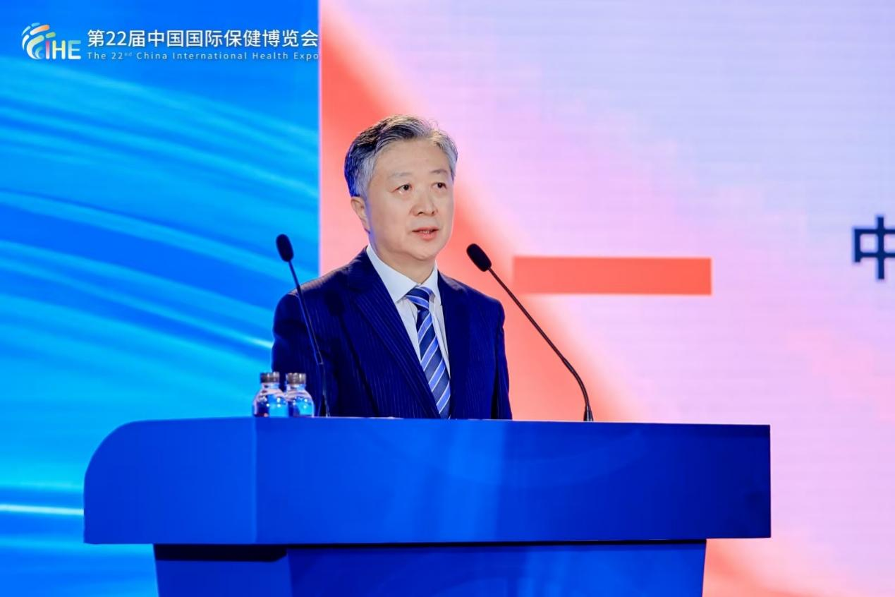 中國保健協會保健品市場工作委員會副主任委員兼秘書長王大宏